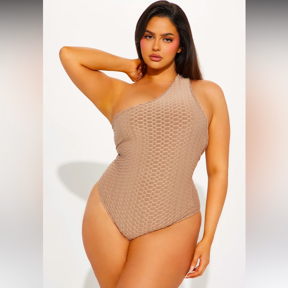Miko one shoulder bodysuit